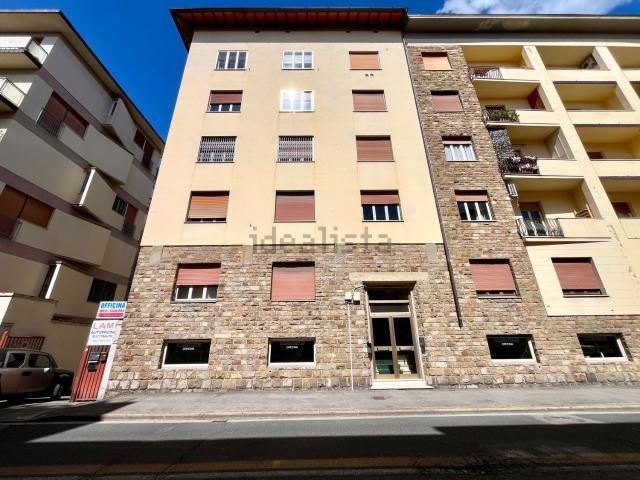 Appartamento in vendita a Quartiere 3, Firenze