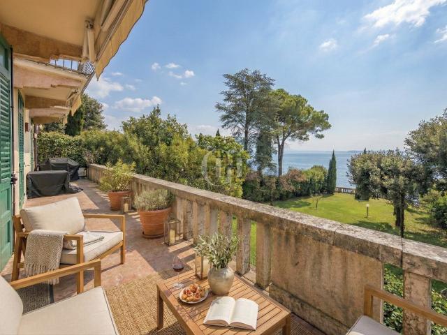 Appartamento in vendita a Padenghe Sul Garda, Lombardia
