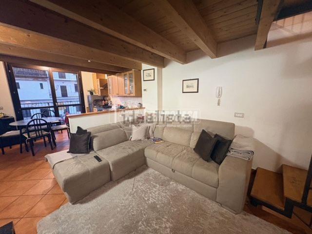 Appartamento in vendita a Fino Mornasco, Como