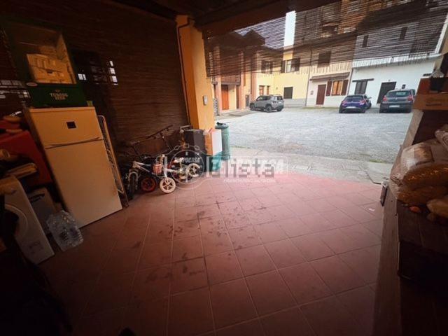 Appartamento in vendita a Fino Mornasco, Lombardia