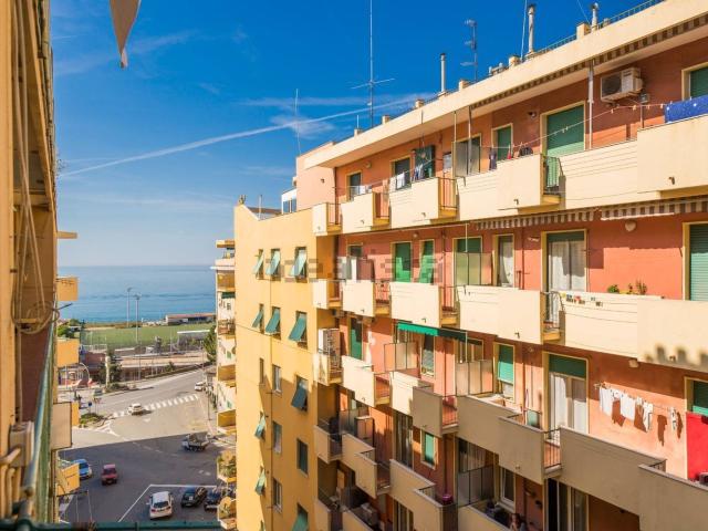 Appartamento in vendita a Ponente, Serra Riccò