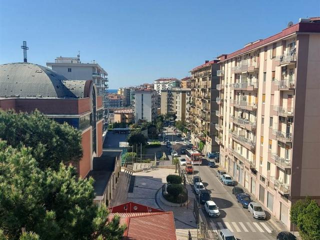 Appartamento in vendita a Salerno, Campania