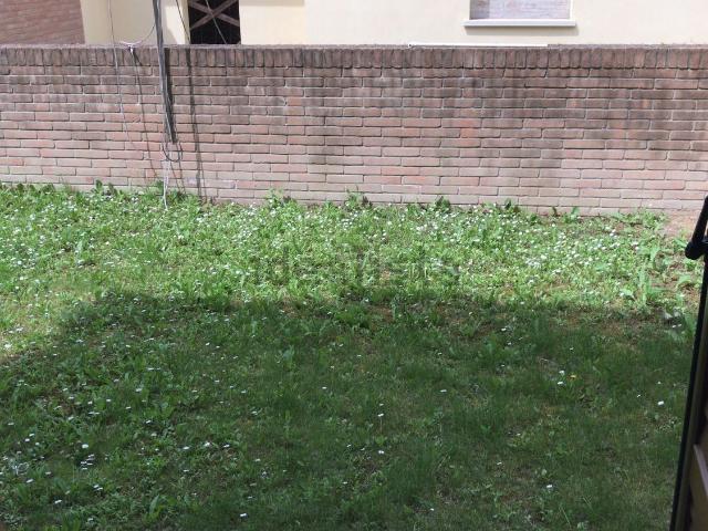 Appartamento in vendita a Ferrara, Reggio Emilia