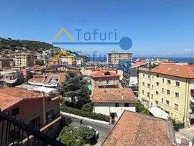Appartamento in vendita a Borgo Medievale, Agropoli