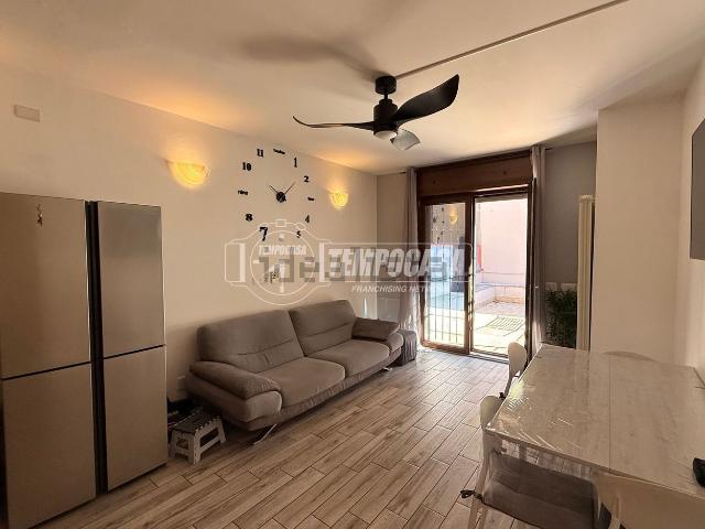 Appartamento in vendita a Como, Lombardia