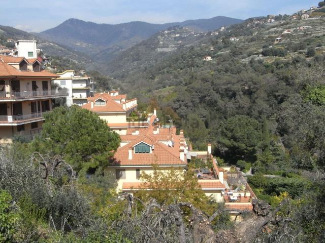 Appartamento in vendita a Vallebona, Liguria
