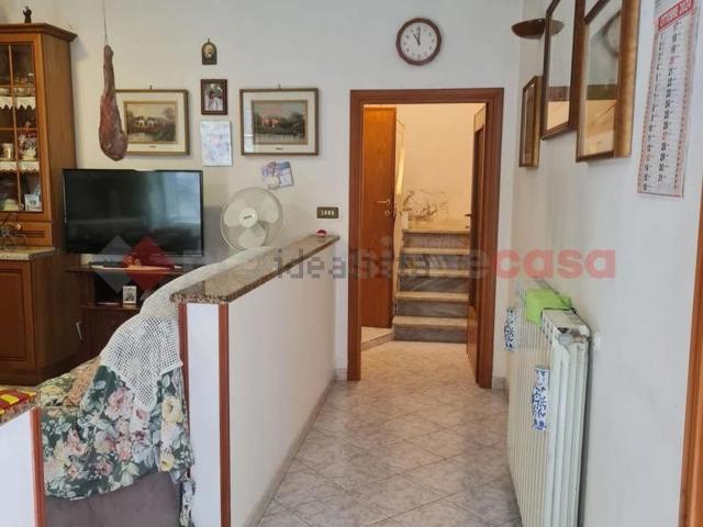 Appartamento in vendita a Sgurgola, Lazio