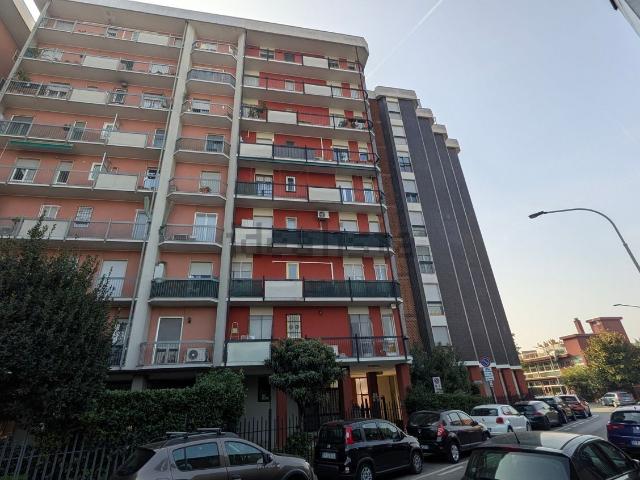 Appartamento in vendita a Crocetta, Cinisello Balsamo