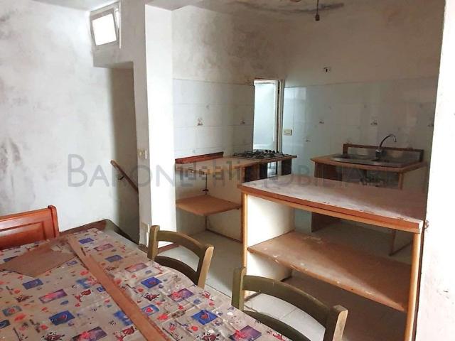 Appartamento in vendita a Carrara, Toscana
