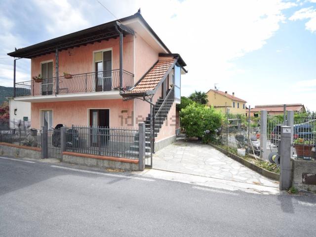 Appartamento in vendita a Diano Arentino, Liguria
