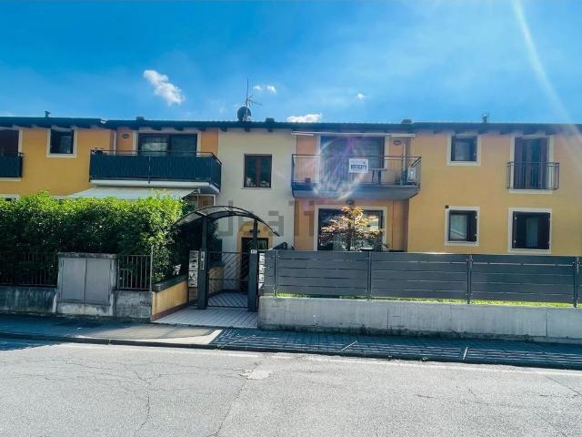 Appartamento in vendita a Comunità montana della valle Camonica, Esine