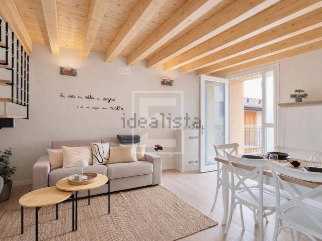 Appartamento in vendita a Balbiana, Manerba Del Garda