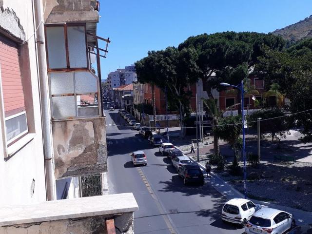 Appartamento in vendita a Calabria, Reggio Calabria
