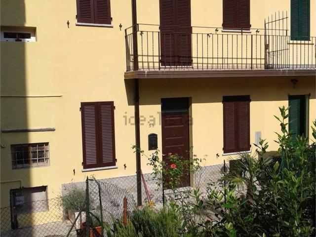 Appartamento in vendita a Lezza, Ponte Lambro