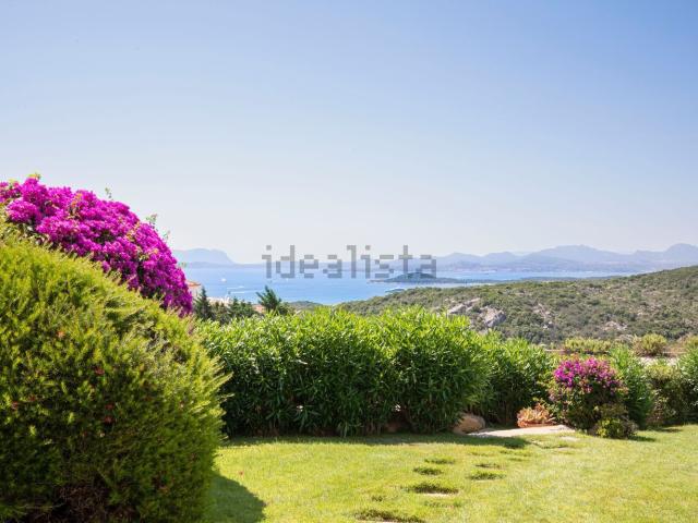 Appartamento in vendita a Alzachèna/Arzachena, Sardigna/Sardegna