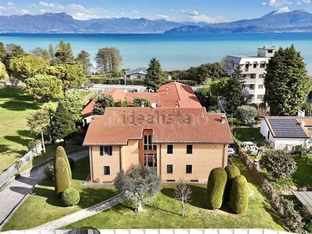 Appartamento in vendita a Peschiera Del Garda, Veneto