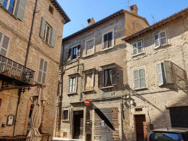 Appartamento in vendita a Marche, Pesaro E Urbino