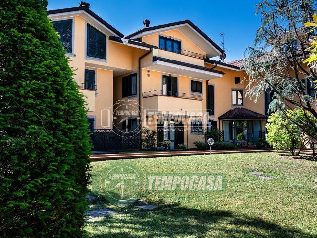 Appartamento in vendita a Nerviano, Lombardia