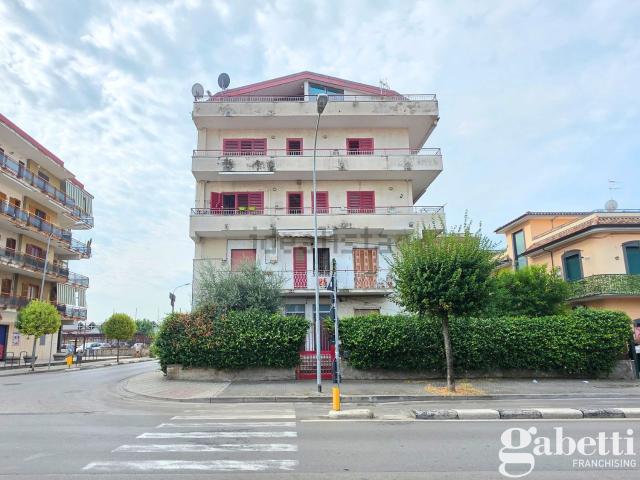 Appartamento in vendita a Pomigliano D'arco, Campania