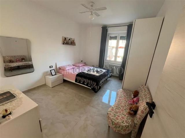 Appartamento in vendita a Lorenteggio, Milano