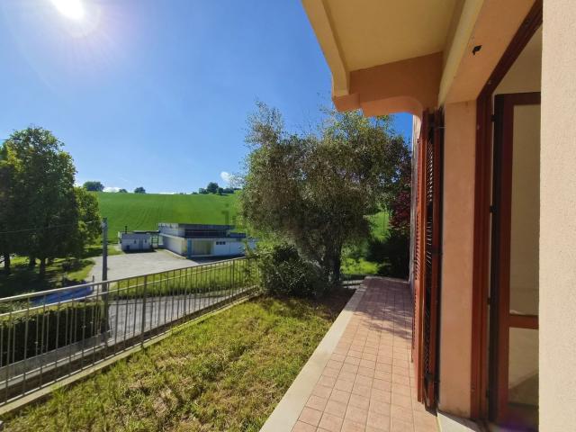 Appartamento in vendita a Trecastelli, Marche