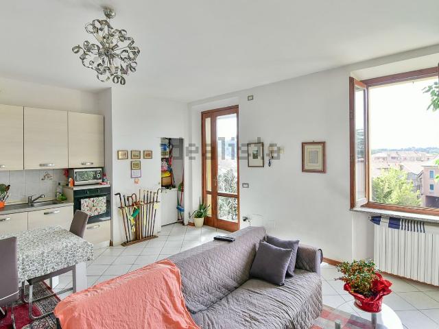Appartamento in vendita a Camerlata, Como