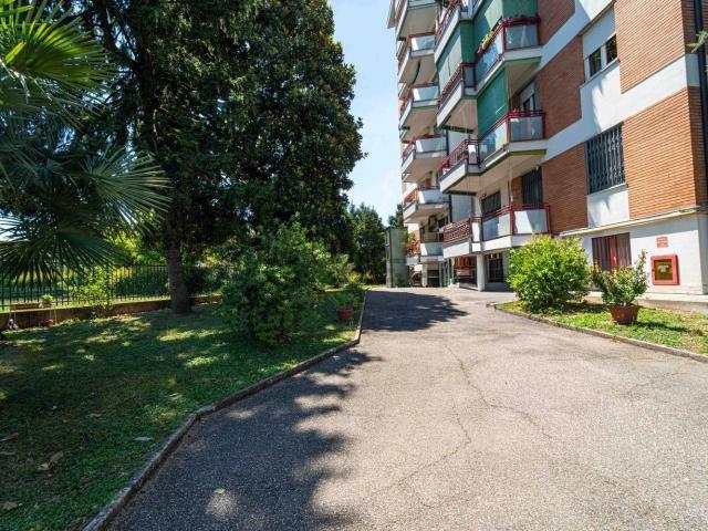 Appartamento in vendita a Villaggio Ambrosiano, Segrate