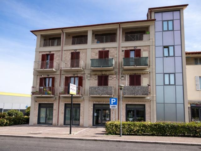 Appartamento in vendita a Terni, Umbria