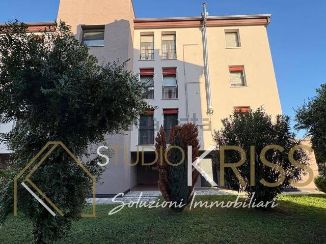 Appartamento in vendita a Ferrara, Reggio Emilia
