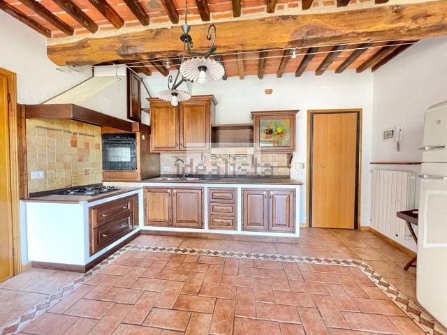 Appartamento in vendita a Arancio, Camaiore