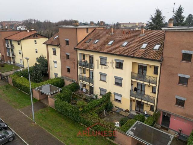 Appartamento in vendita a Arluno, Lombardia
