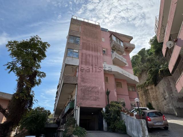 Appartamento in vendita a V Circoscrizione, Messina