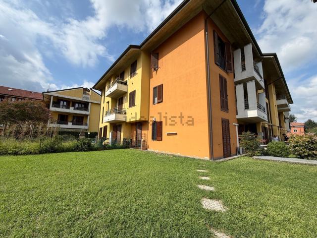 Appartamento in vendita a Osio Sopra, Bergamo