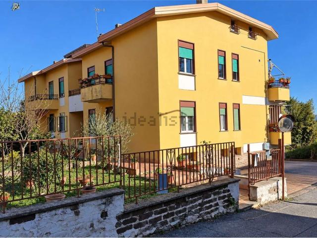 Appartamento in vendita a Ronciglione, Viterbo