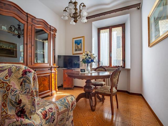 Appartamento in vendita a Camollia, Siena