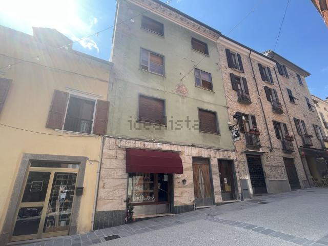 Appartamento in vendita a Bardi, Reggio Emilia