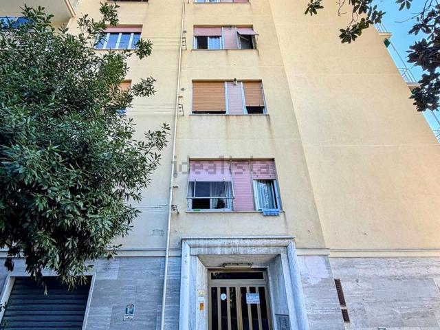 Appartamento in vendita a Pra', Genova
