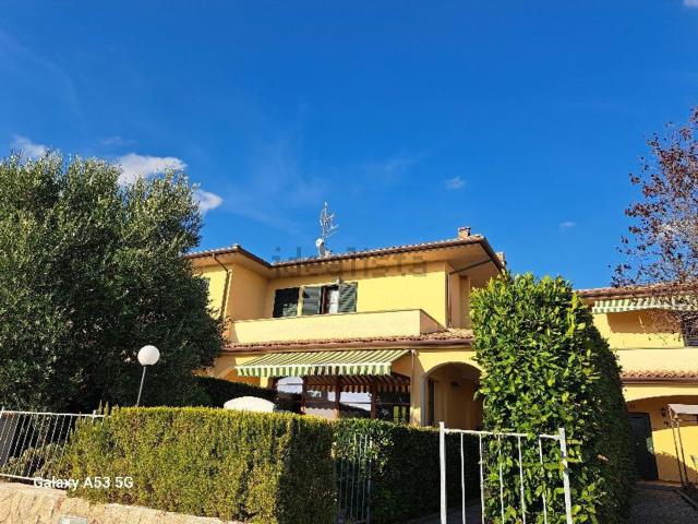 Appartamento in vendita a Castellina Marittima, Toscana