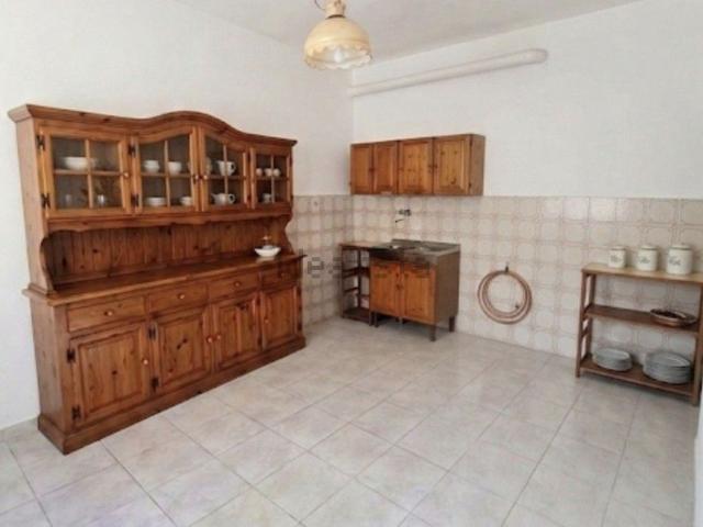 Appartamento in vendita a Terra di Mezzo, Re