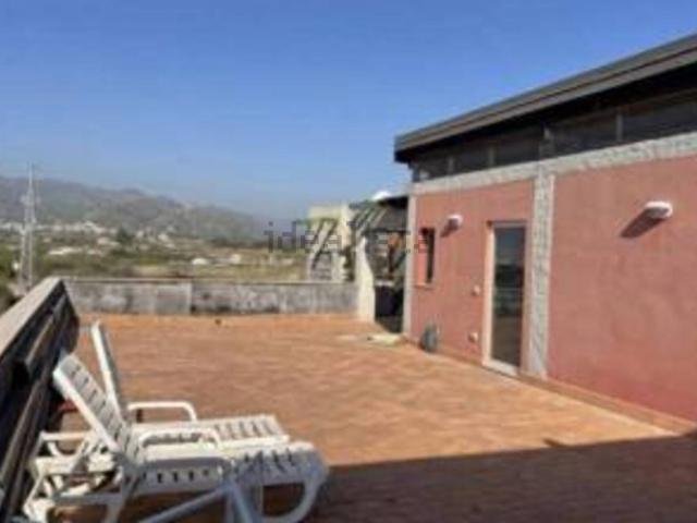 Appartamento in vendita a Pallio, Giardini-Naxos