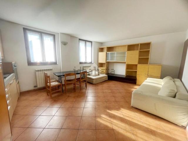Appartamento in vendita a Gerenzano, Varese