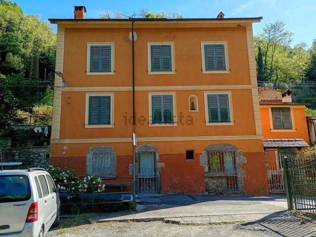 Appartamento in vendita a Pianazzo, Borzonasca