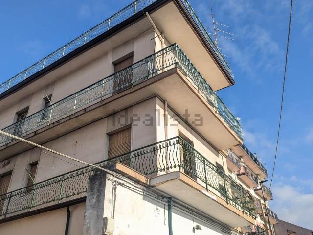 Appartamento in vendita a Aci Santa Lucia, Aci Catena