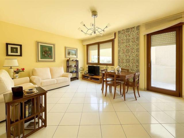 Appartamento in vendita a Is Mirrionis, Cagliari