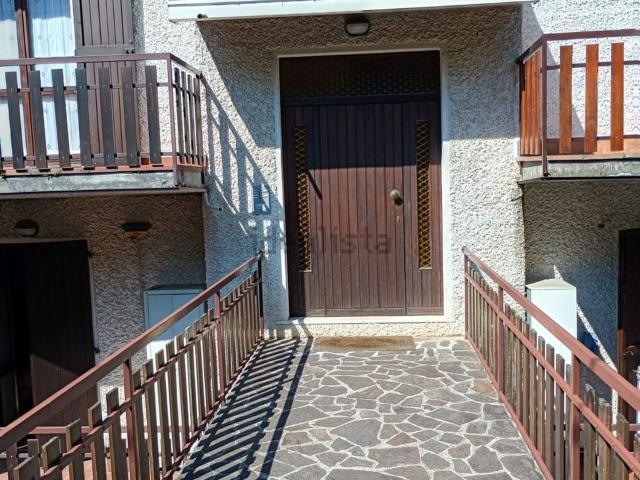 Appartamento in vendita a Comunità Montana della Valle Brembana, Serina