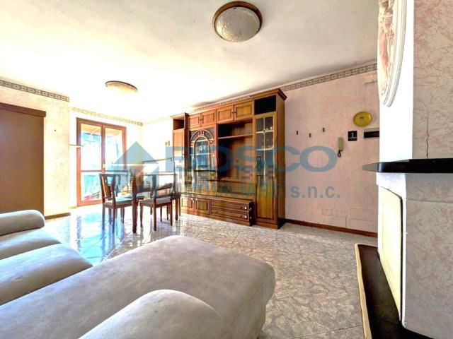 Appartamento in vendita a Follo, Liguria