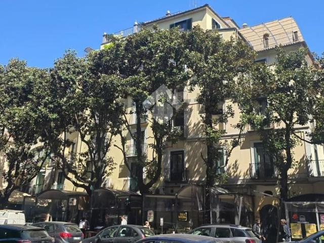 Appartamento in vendita a Salerno, Campania