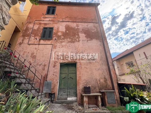 Appartamento in vendita a Vezzano Superiore, Vezzano Ligure