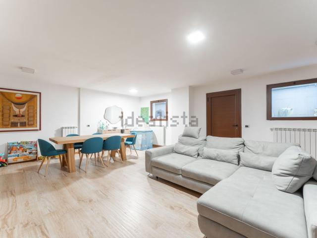 Appartamento in vendita a Municipio 5, Milano