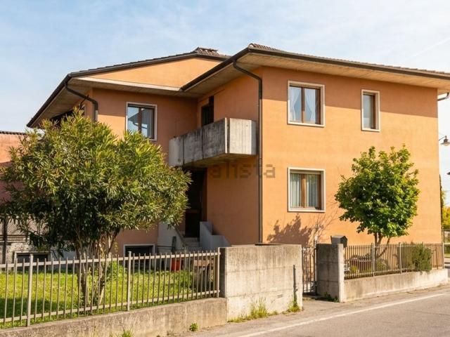 Appartamento in vendita a Castel D'azzano, Veneto